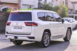 تۆیۆتا لاند کروزەر